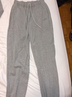 ALO Yoga Mens Light Gray Drawstring Sweatpants